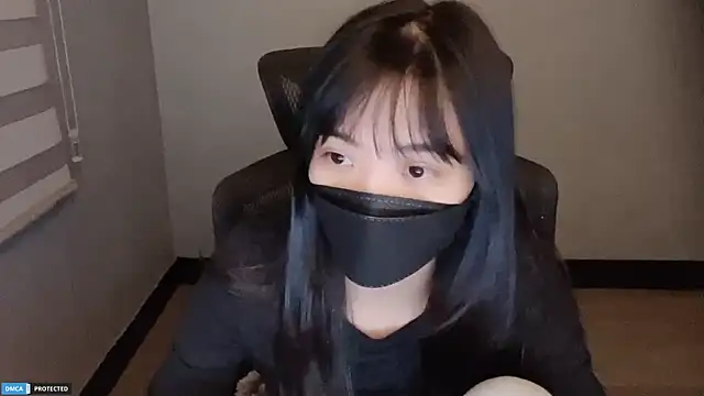 Ayase momo online show from 01-12-25, 12:07