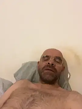 slim1976006 online show from 04-29-26, 11:11