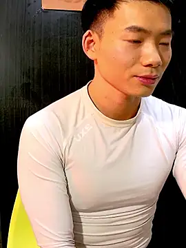 Snapshot of asiahot_liam chatting on 02-07-25, 03:30 asiahot liam online show from 02-07-25, 03:30