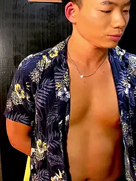 Snapshot of asiahot_liam chatting on 02-16-25, 02:21 asiahot liam online show from 02-16-25, 02:21