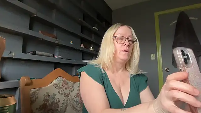 Snapshot of Soaponarope007 chatting on 03-29-26, 06:41 Soaponarope007 online show from 03-29-26, 06:41