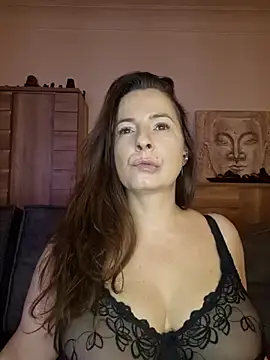 cristalines online show from 10-16-25, 05:58