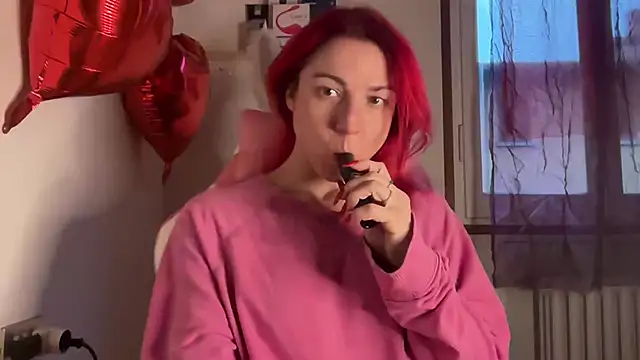 Nikky Divine online show from 03-22-25, 05:09