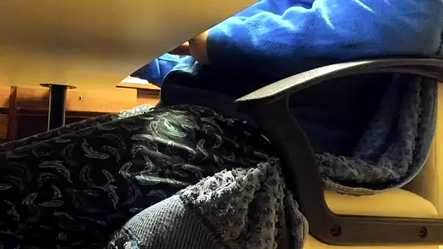 leccaleccafiga online show from 11-21-25, 09:35