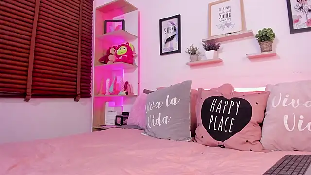 Nata Villalobos online show from 02-10-26, 01:53