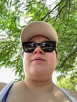 PiggyRose online show from 06-17-26, 04:19