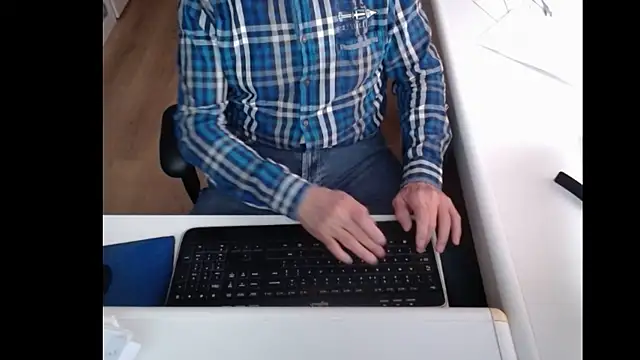 Snapshot of dutchpornking chatting on 02-05-25, 11:55 dutchpornking online show from 02-05-25, 11:55