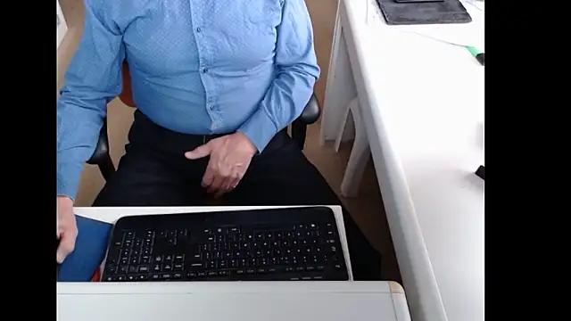 dutchpornking online show from 02-19-26, 09:49