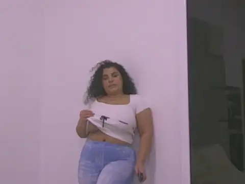 BustyMadison online show from 11-14-25, 07:40