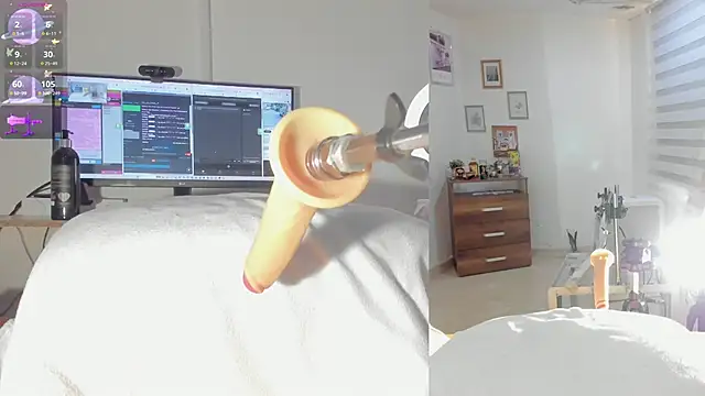 sofi velez online show from 11-06-25, 06:53