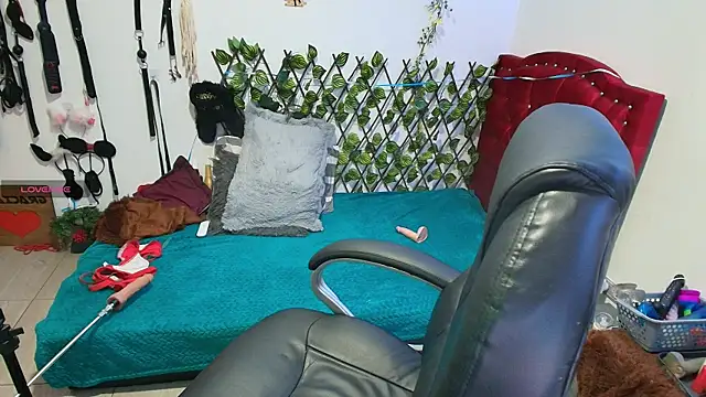 elektra 32 online show from 11-10-25, 01:37