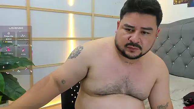 Snapshot of oso_dirty_ chatting on 06-11-26, 05:33 oso dirty online show from 06-11-26, 05:33