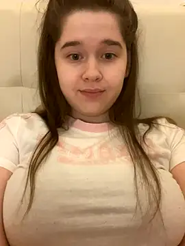 Snapshot of HornyGirlH chatting on 10-05-25, 10:40 HornyGirlH online show from 10-05-25, 10:40