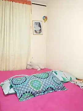 Snapshot of iamemmablake chatting on 11-29-25, 10:24 iamemmablake online show from 11-29-25, 10:24