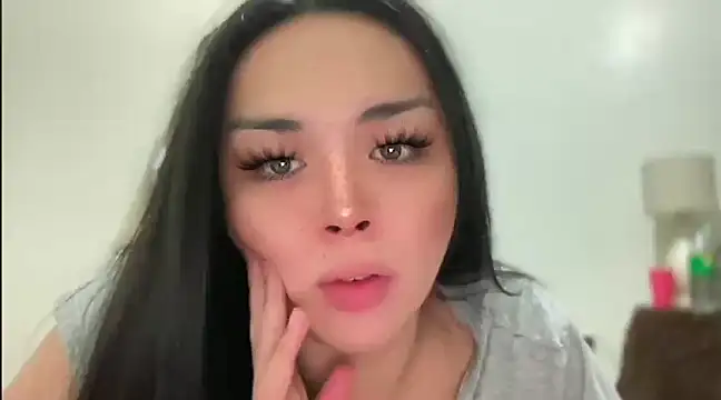 Snapshot of MISSANACONDA chatting on 02-06-25, 03:31 MISSANACONDA online show from 02-06-25, 03:31