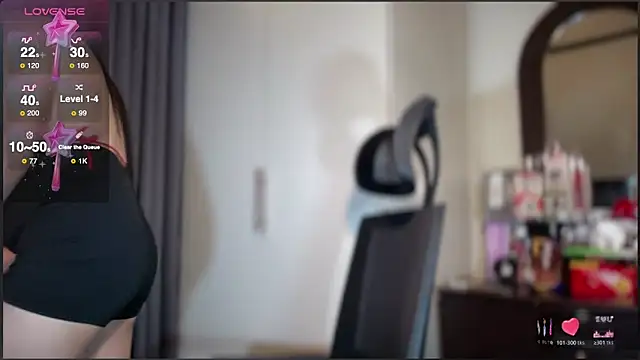 MISSANACONDA online show from 03-28-26, 06:02