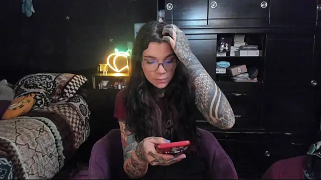 Lilmarieee online show from 01-22-25, 09:54