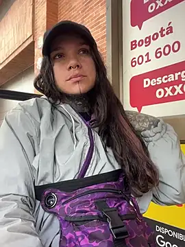 Lilmarieee online show from 01-31-25, 05:21