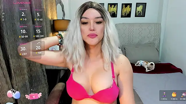 Snapshot of TwilightMistress69 chatting on 12-24-24, 06:44 TwilightMistress69 online show from 12-24-24, 06:44