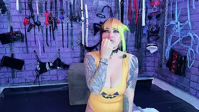 PANDORANEZZ online show from 04-25-26, 08:17