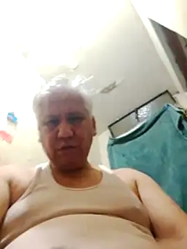 Momlover2022 online show from 04-09-26, 06:46