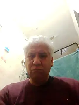 Momlover2022 online show from 04-27-26, 03:48