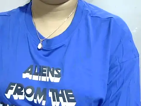 Snapshot of mahira_999 chatting on 01-26-25, 03:38 mahira 999 online show from 01-26-25, 03:38