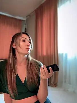 YOUR-KARINA online show from 11-03-25, 08:15