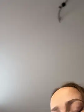 Kira Quinn online show from 01-14-26, 08:42