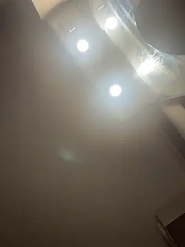 Emma roqueen online show from 11-11-25, 01:05