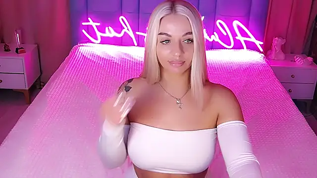 Snapshot of AllwaysHotJ chatting on 12-02-25, 02:06 AllwaysHotJ online show from 12-02-25, 02:06