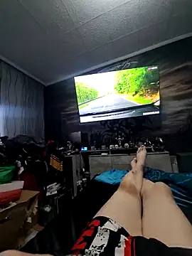 tomtom111111 online show from 09-21-25, 03:46