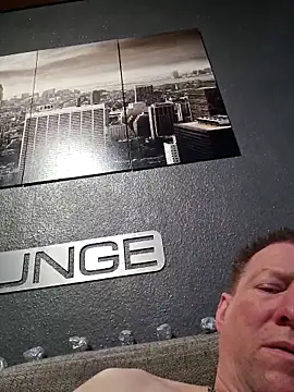 Snapshot of tomtom111111 chatting on 02-19-26, 01:40 tomtom111111 online show from 02-19-26, 01:40