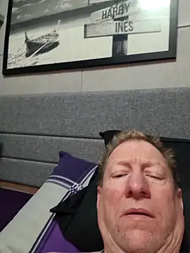 Snapshot of tomtom111111 chatting on 03-09-26, 06:56 tomtom111111 online show from 03-09-26, 06:56