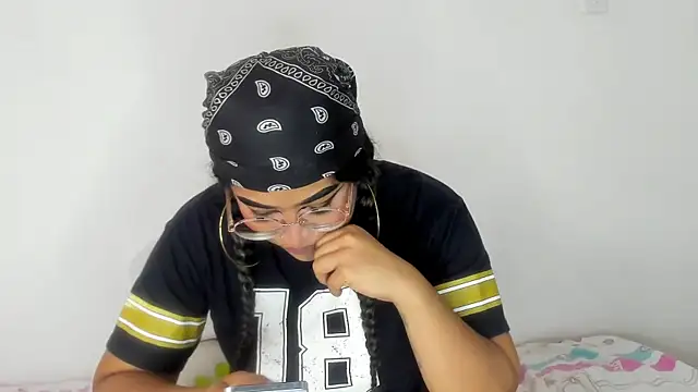 moana taylor online show from 02-20-25, 04:36