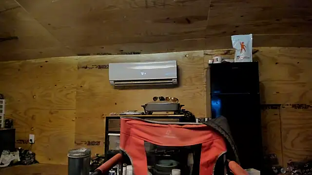 Kenny Kyle online show from 12-14-25, 07:58