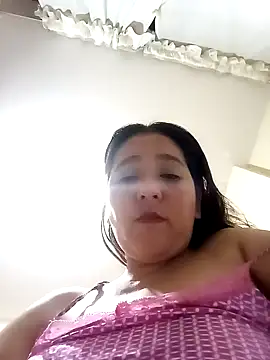 Snapshot of Gatubela212 chatting on 01-09-25, 04:19 Gatubela212 online show from 01-09-25, 04:19