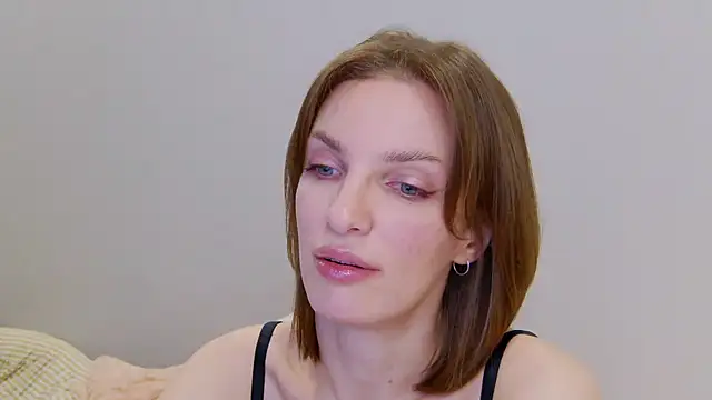 Beauty Alex online show from 01-08-25, 01:32