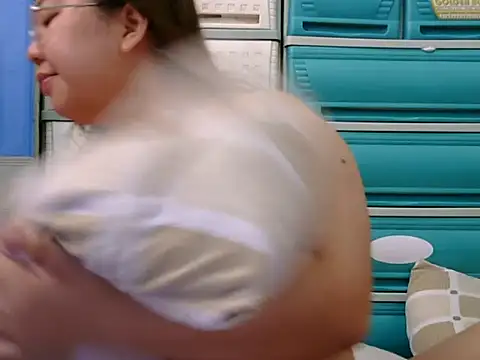 Snapshot of Boobsiemarie chatting on 11-19-25, 06:13 Boobsiemarie online show from 11-19-25, 06:13