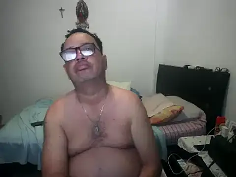 Snapshot of djtomxxx2777 chatting on 02-27-25, 04:20 djtomxxx2777 online show from 02-27-25, 04:20