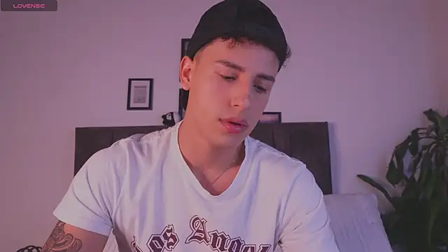 I Gabriel online show from 06-21-26, 06:27