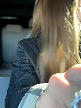 lunagirl13 online show from 11-25-25, 06:19