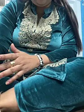 Preet Kaur 69 online show from 12-17-24, 10:01