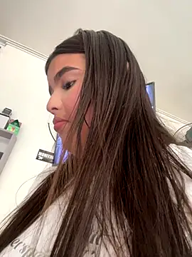 Lia sexx online show from 12-05-25, 07:10