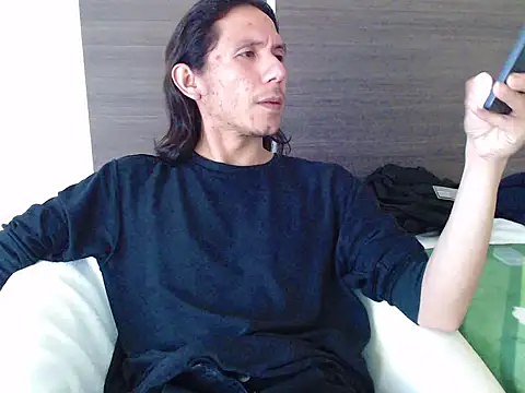 Snapshot of Latinopervs chatting on 11-16-25, 09:31 Latinopervs online show from 11-16-25, 09:31