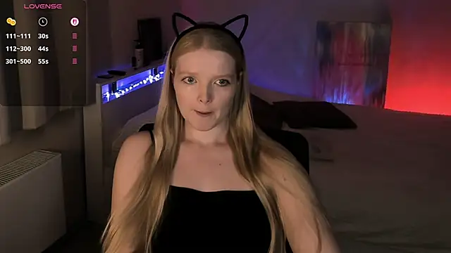Snapshot of Ssweet_annie chatting on 06-06-26, 06:56 Ssweet annie online show from 06-06-26, 06:56