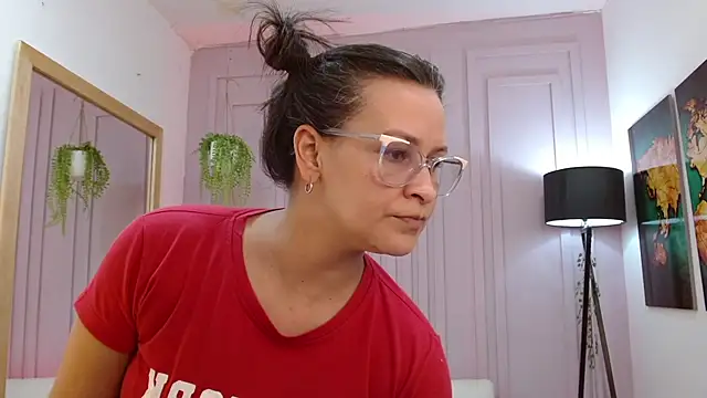 Britney taylor  online show from 12-27-24, 09:11