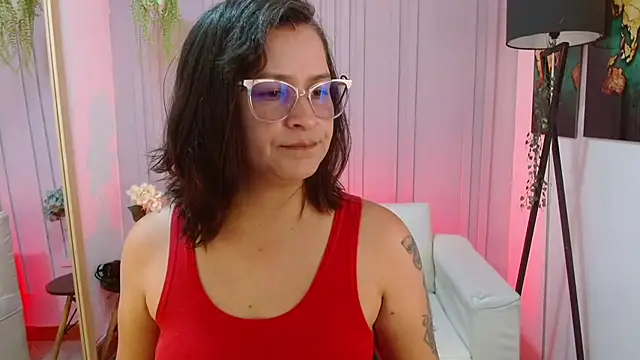 Britney taylor  online show from 01-28-25, 06:28