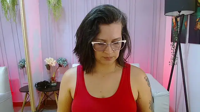 Britney taylor  online show from 01-28-25, 09:29