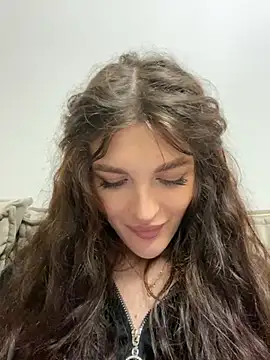 little belucci online show from 02-16-25, 05:15